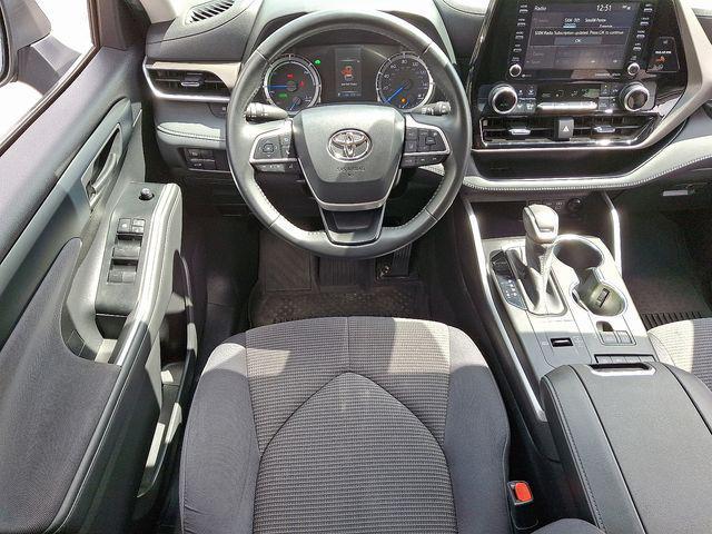 used 2022 Toyota Highlander Hybrid car, priced at $29,930