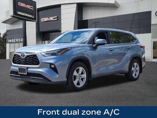 used 2022 Toyota Highlander Hybrid car, priced at $29,976