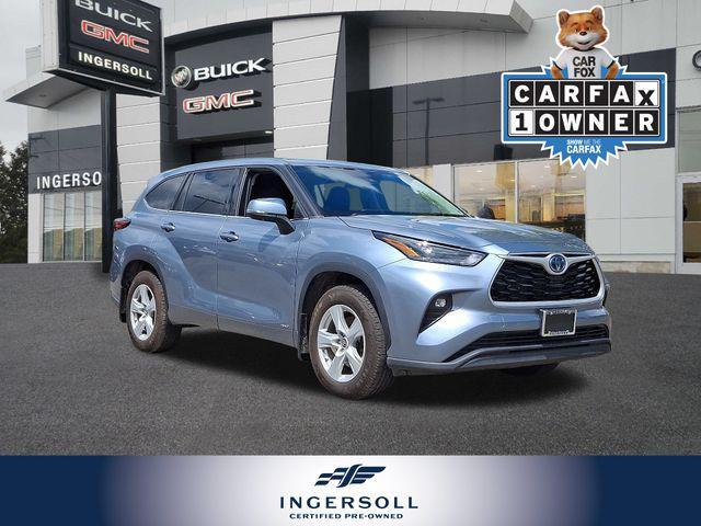 used 2022 Toyota Highlander Hybrid car, priced at $29,930