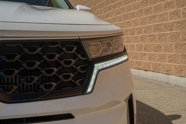 used 2022 Kia Sorento Plug-In Hybrid car