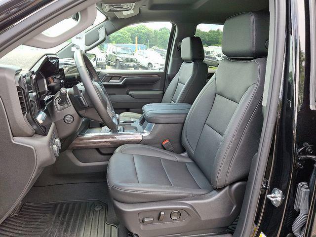used 2024 Chevrolet Silverado 1500 car, priced at $52,530