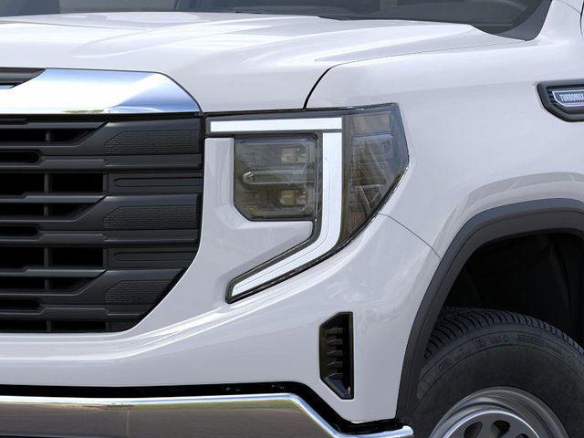 new 2025 GMC Sierra 1500 car, priced at $40,169