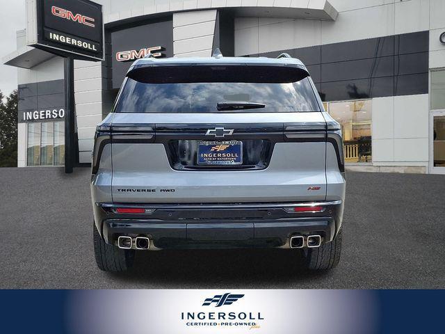 used 2024 Chevrolet Traverse car, priced at $50,387