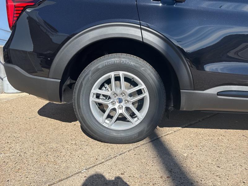 new 2026 Ford Explorer car, priced at $40,295