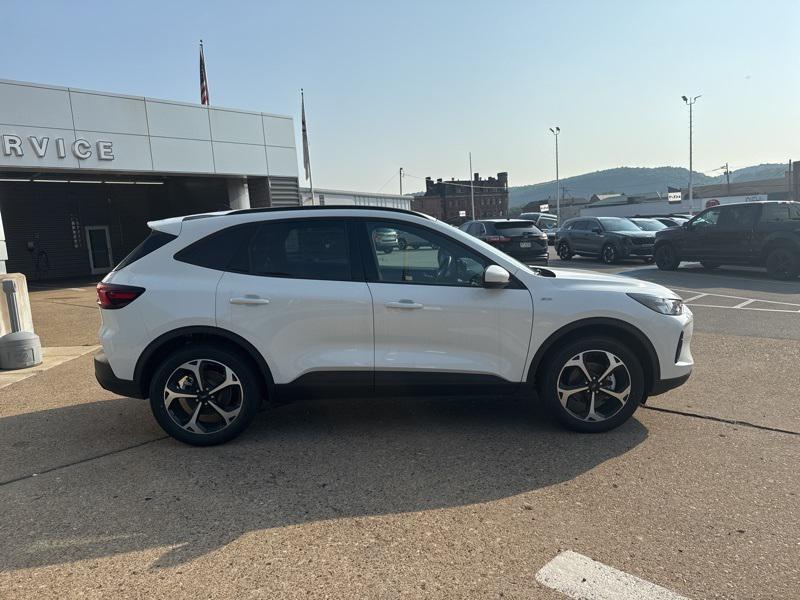 new 2025 Ford Escape car, priced at $30,112