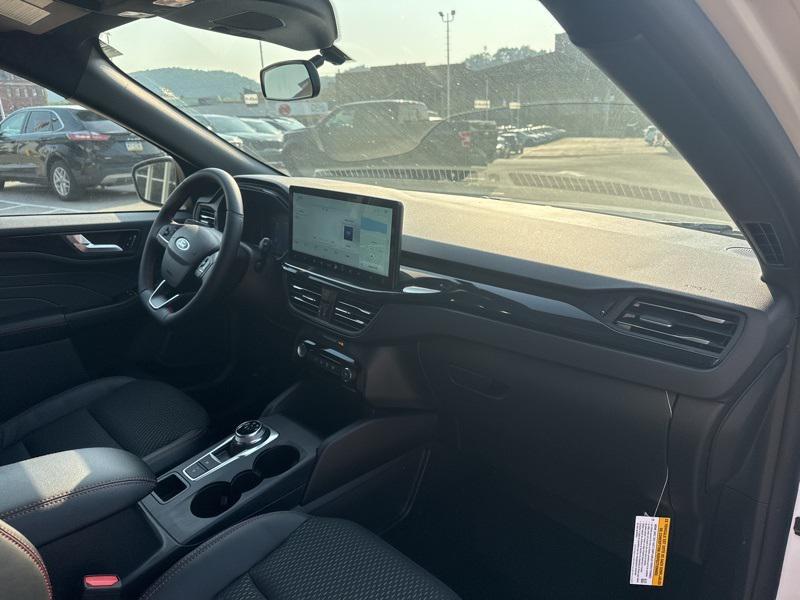 new 2025 Ford Escape car, priced at $30,112