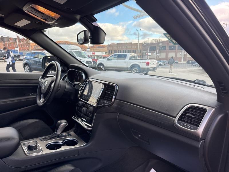 used 2022 Jeep Grand Cherokee car, priced at $25,172