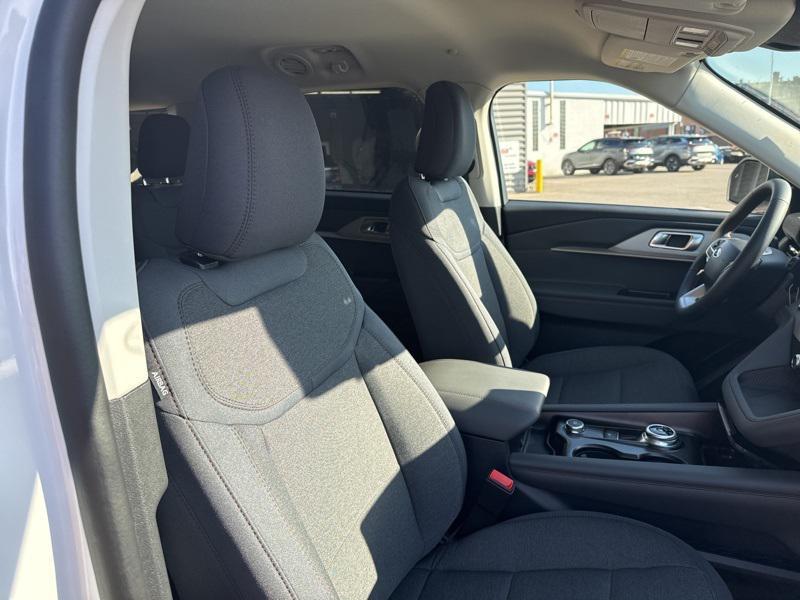 new 2025 Ford Explorer car, priced at $41,488