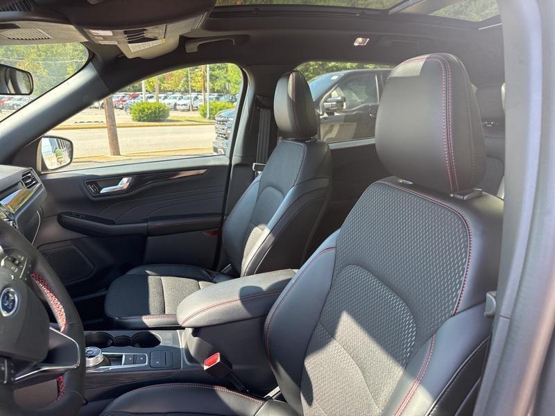 new 2025 Ford Escape car, priced at $31,411