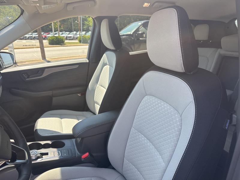 new 2025 Ford Escape car, priced at $27,070