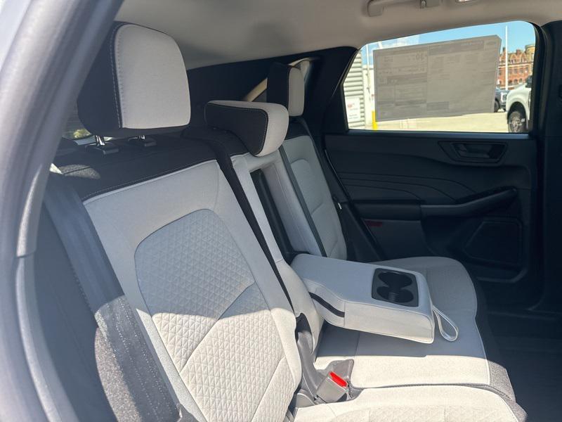 new 2025 Ford Escape car, priced at $27,070