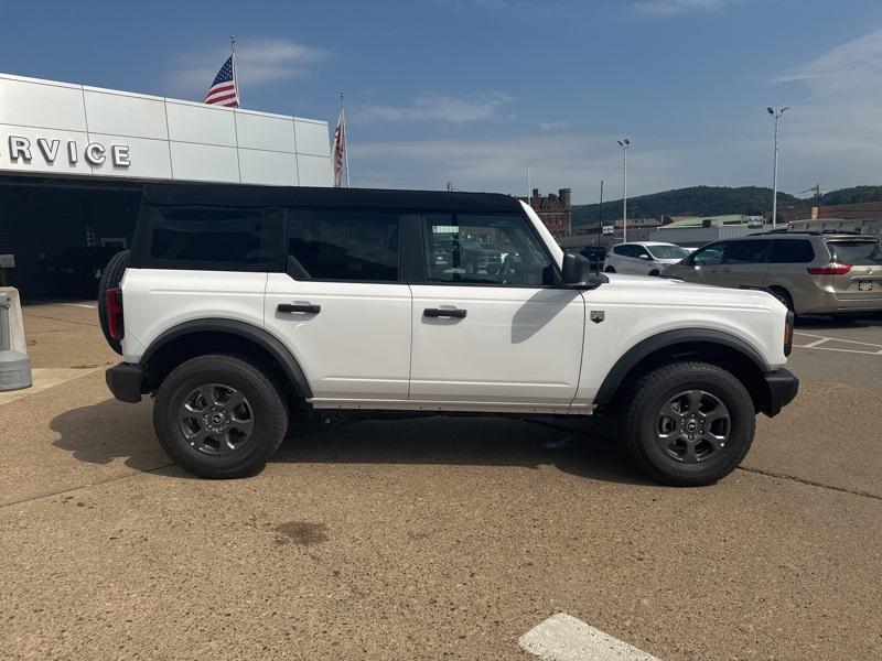 new 2025 Ford Bronco car, priced at $42,496