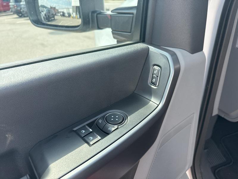 new 2025 Ford F-350 car, priced at $50,644