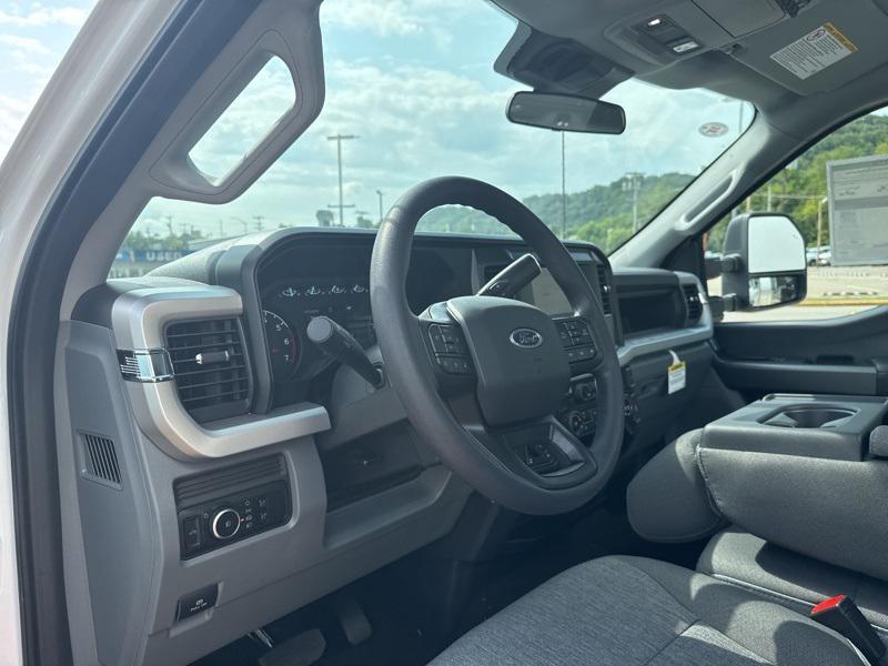 new 2025 Ford F-350 car, priced at $50,644
