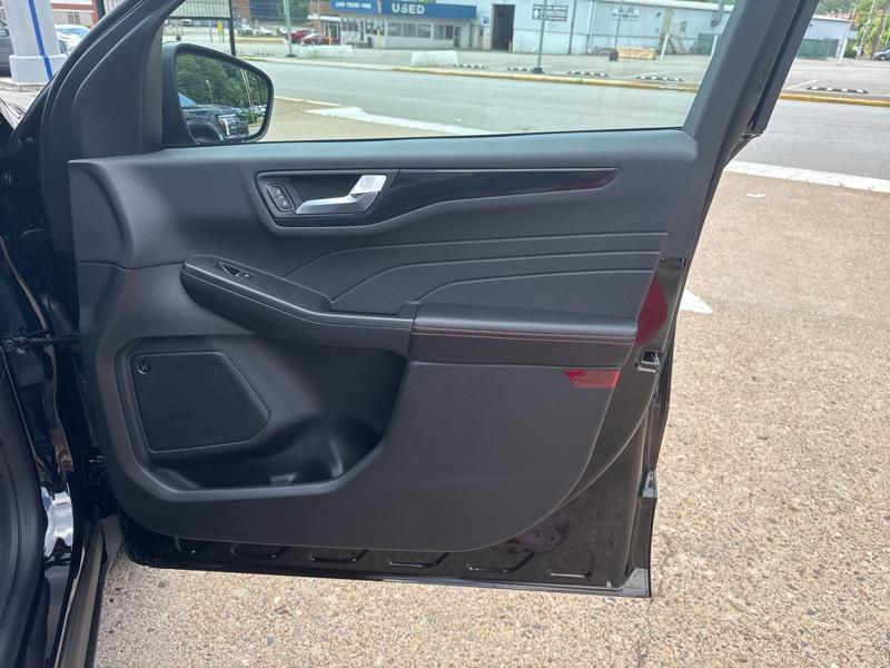 new 2025 Ford Escape car, priced at $34,264