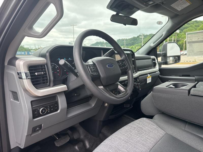 new 2025 Ford F-350 car, priced at $49,262