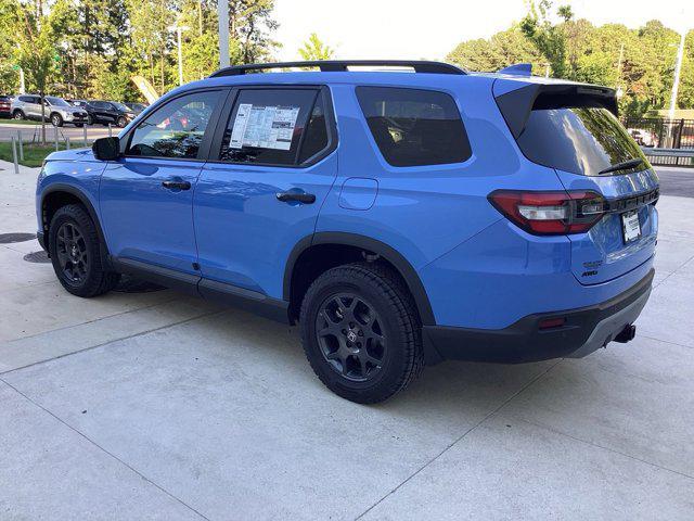 new 2025 Honda Pilot car, priced at $51,735