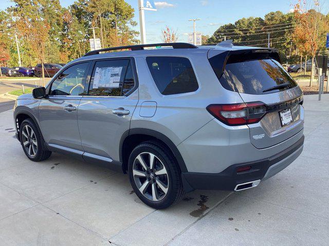 new 2025 Honda Pilot car, priced at $49,885