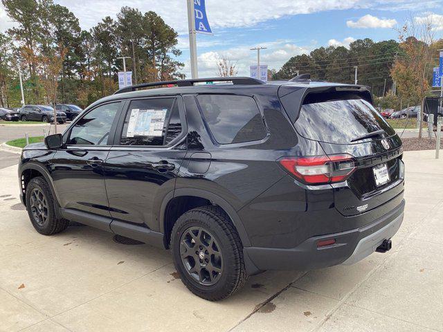 new 2025 Honda Pilot car, priced at $50,850