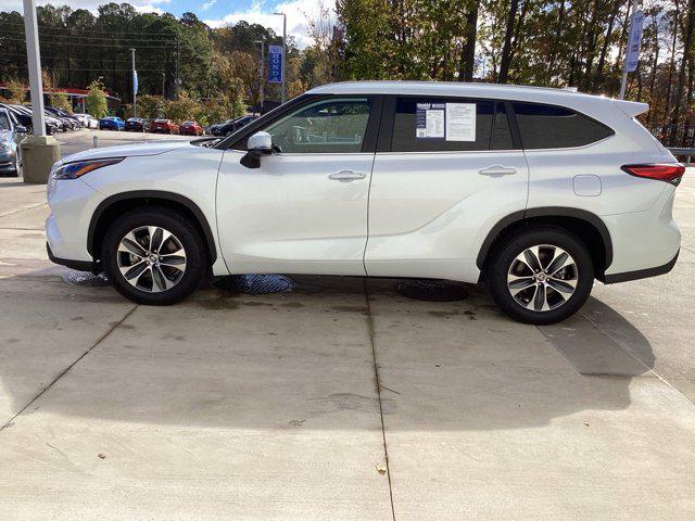 used 2023 Toyota Highlander car, priced at $39,563