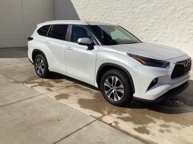 used 2023 Toyota Highlander car, priced at $39,563