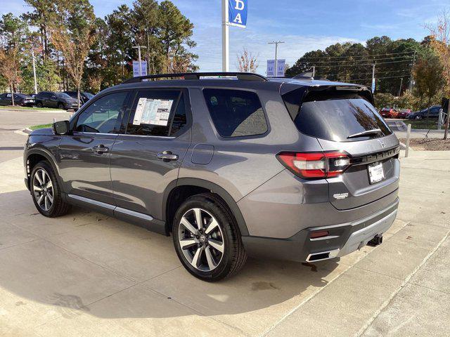 new 2025 Honda Pilot car, priced at $48,950