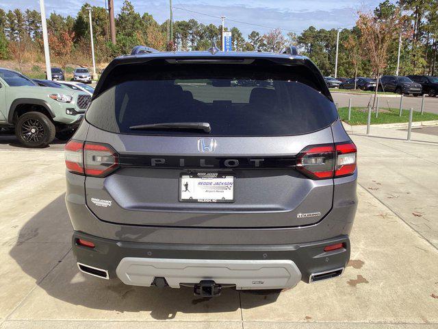 new 2025 Honda Pilot car, priced at $48,950