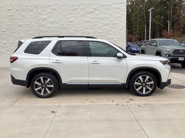 new 2025 Honda Pilot car, priced at $52,440