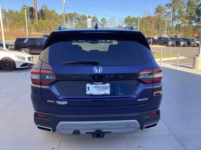 new 2025 Honda Pilot car, priced at $53,250