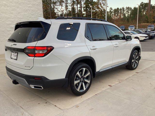 new 2025 Honda Pilot car, priced at $55,920