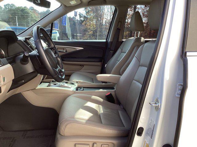 used 2022 Honda Pilot car, priced at $32,404