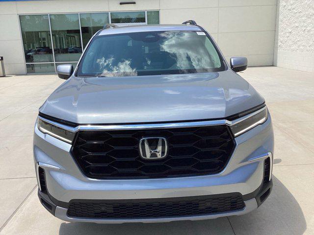 new 2025 Honda Pilot car, priced at $48,595