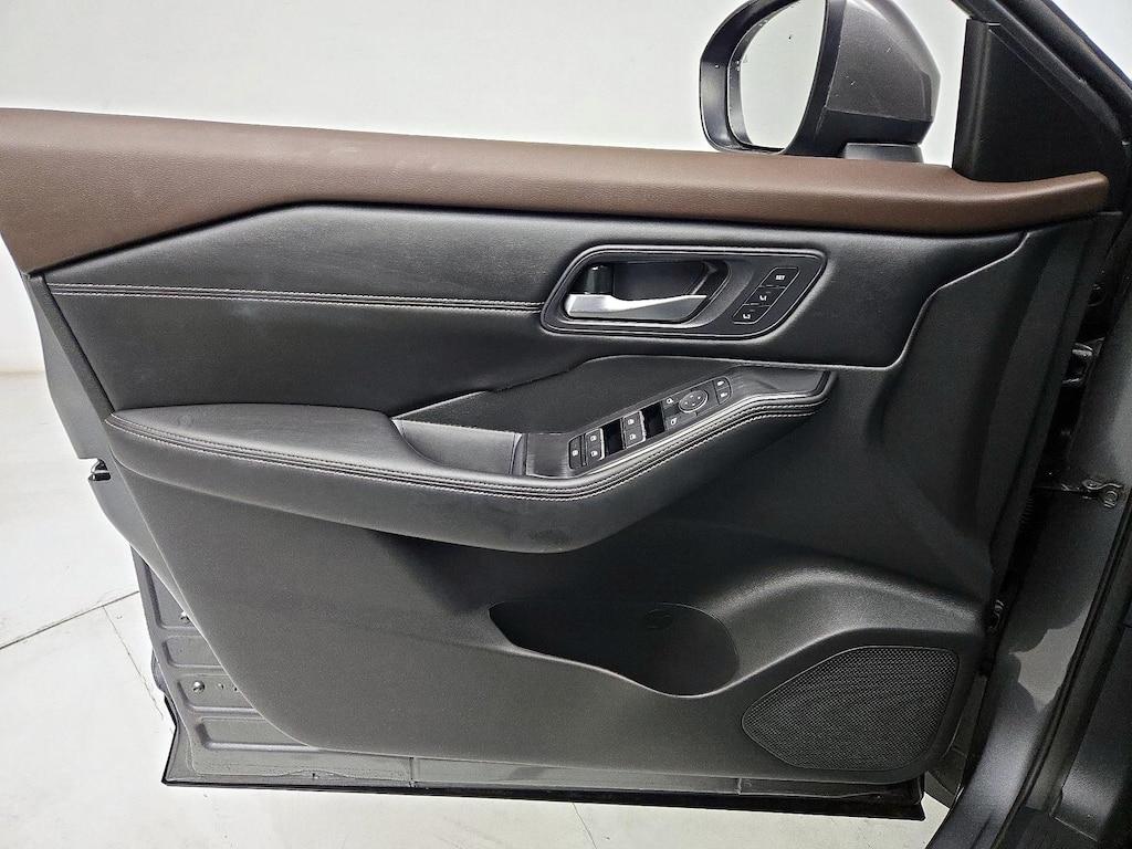 used 2023 Nissan Rogue car, priced at $26,998