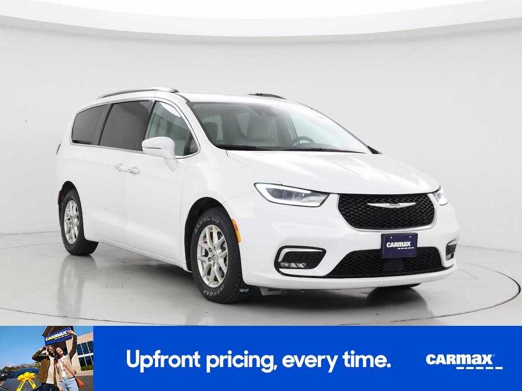 used 2021 Chrysler Pacifica car, priced at $27,998