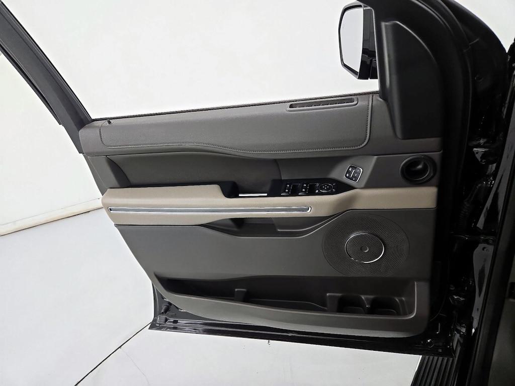 used 2021 Ford Expedition car, priced at $34,998