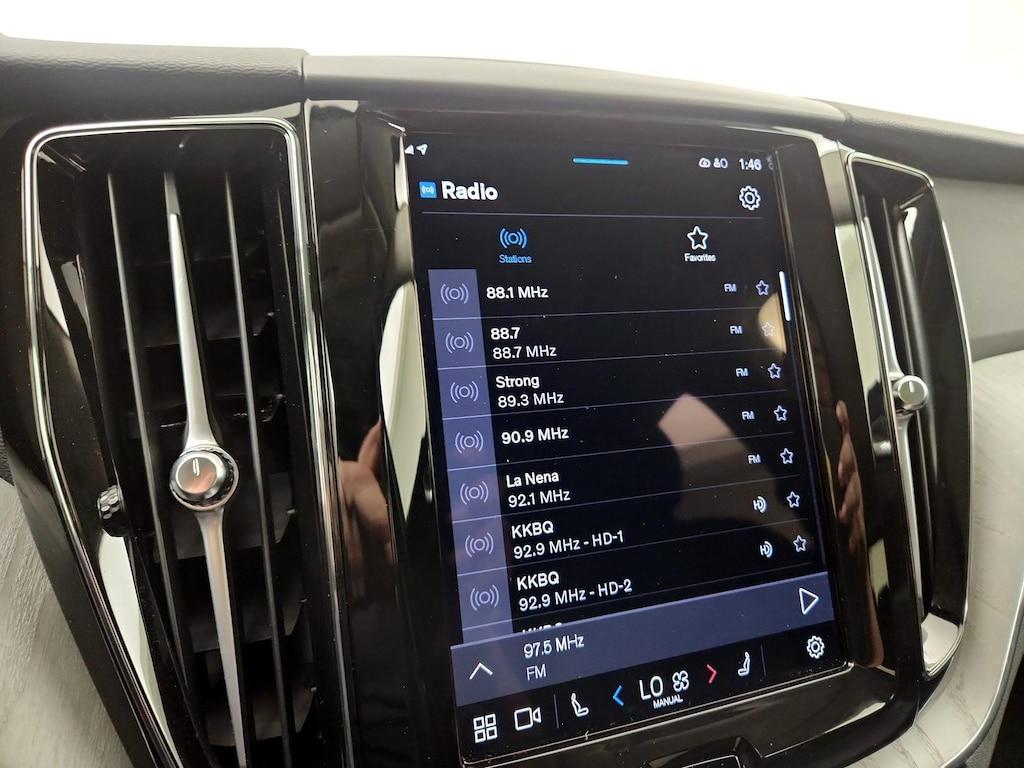 used 2025 Volvo XC60 car, priced at $33,998