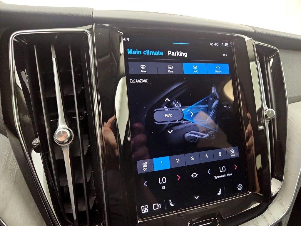 used 2025 Volvo XC60 car, priced at $33,998