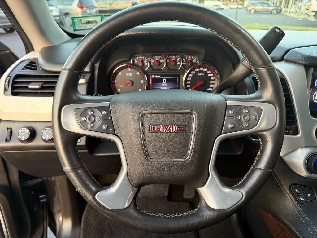 used 2015 GMC Yukon car, priced at $20,995