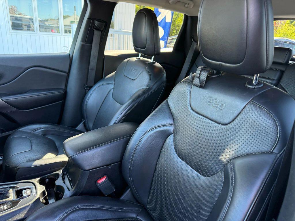 used 2019 Jeep Cherokee car, priced at $18,495