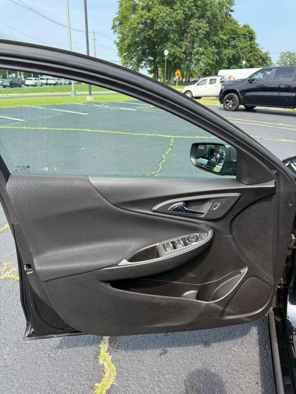used 2018 Chevrolet Malibu car, priced at $15,495