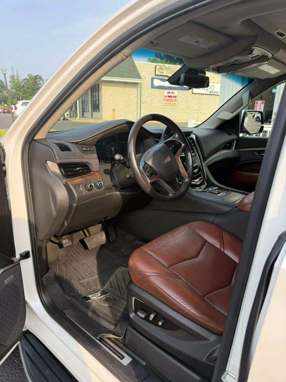 used 2019 Cadillac Escalade car, priced at $29,995