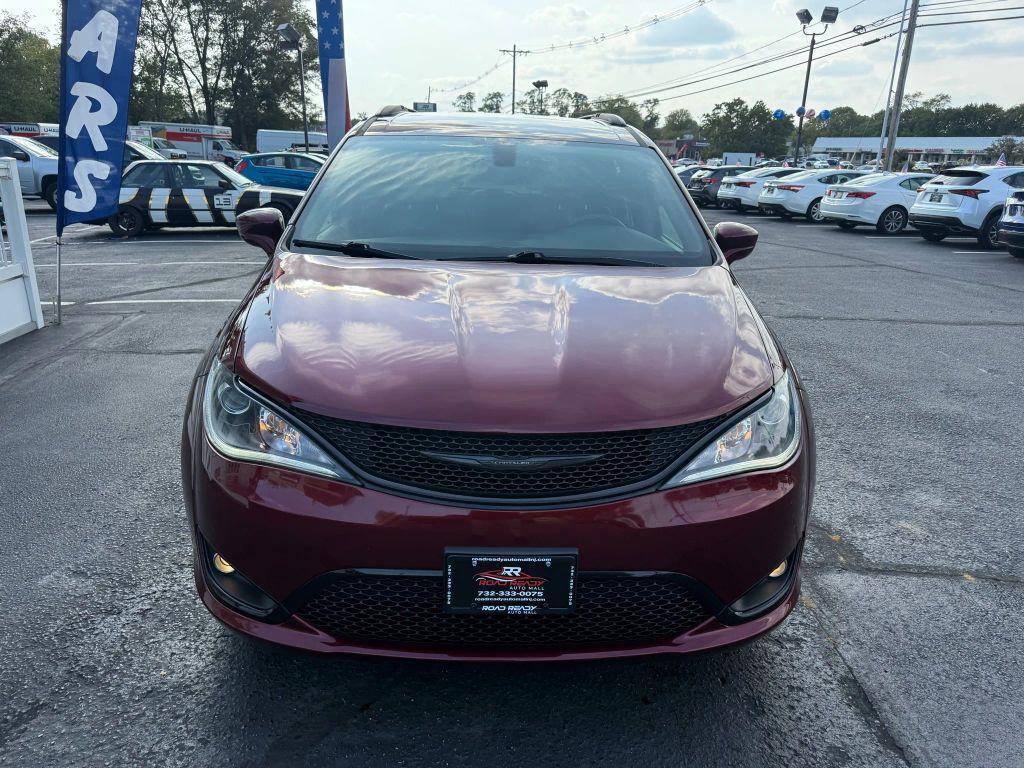 used 2018 Chrysler Pacifica car, priced at $17,995