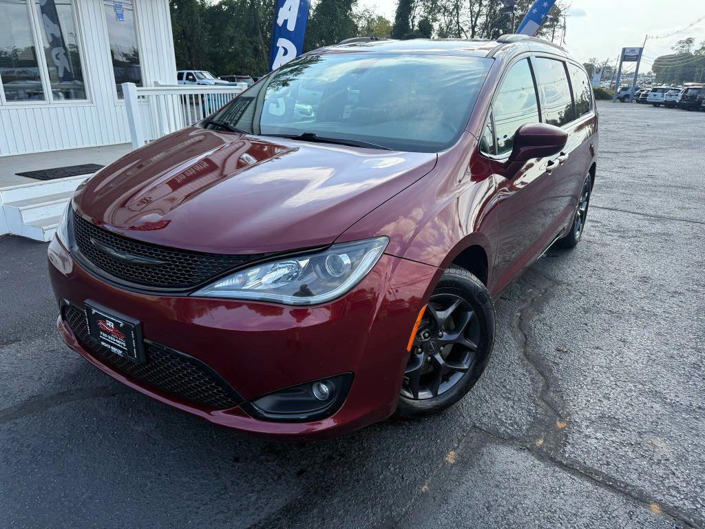 used 2018 Chrysler Pacifica car, priced at $17,995