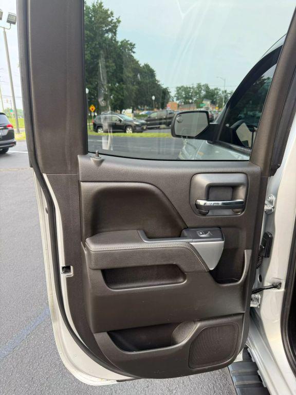 used 2015 Chevrolet Silverado 1500 car, priced at $19,995
