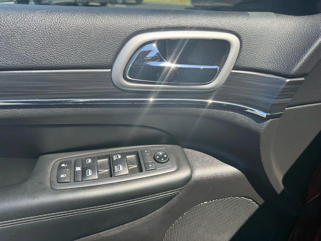 used 2020 Jeep Grand Cherokee car, priced at $29,495
