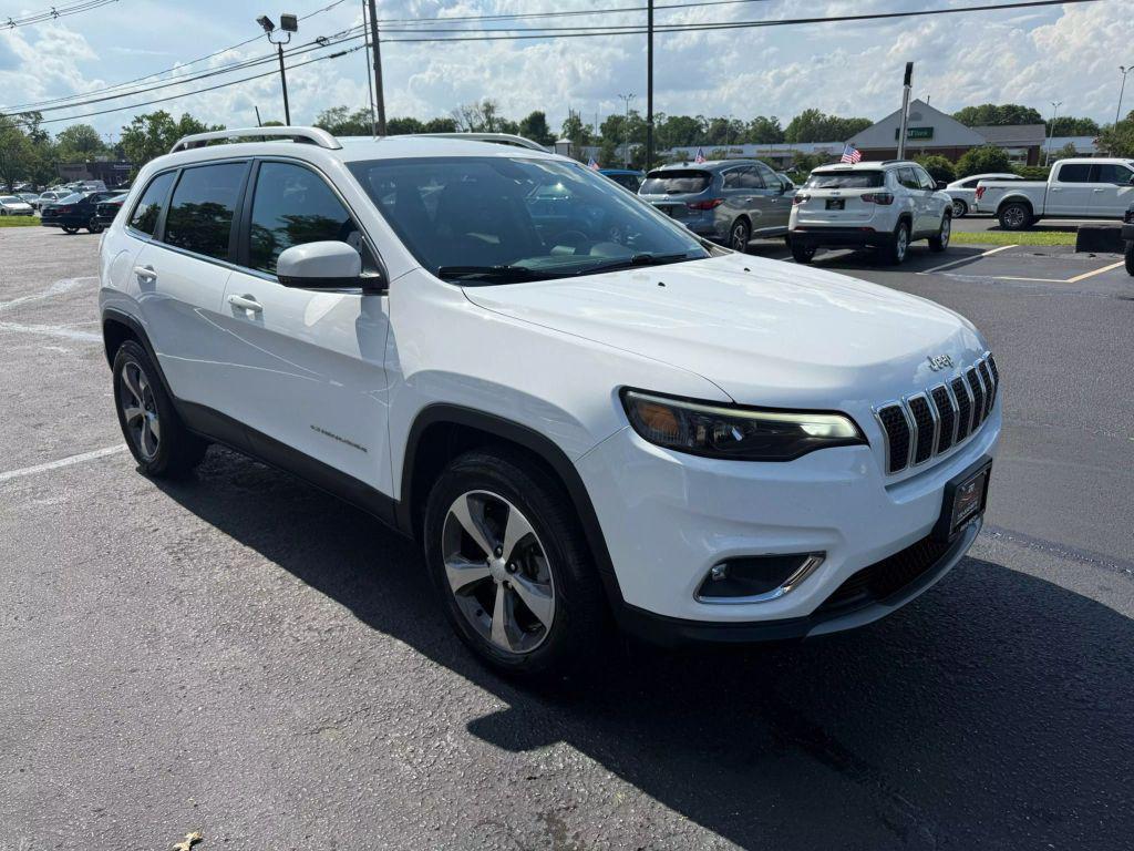 used 2019 Jeep Cherokee car, priced at $17,495
