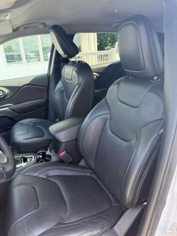 used 2019 Jeep Cherokee car, priced at $17,495