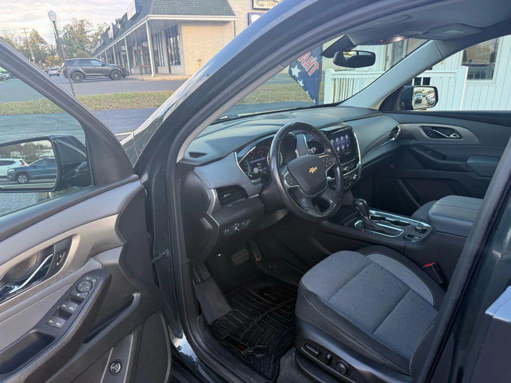 used 2020 Chevrolet Traverse car, priced at $16,995