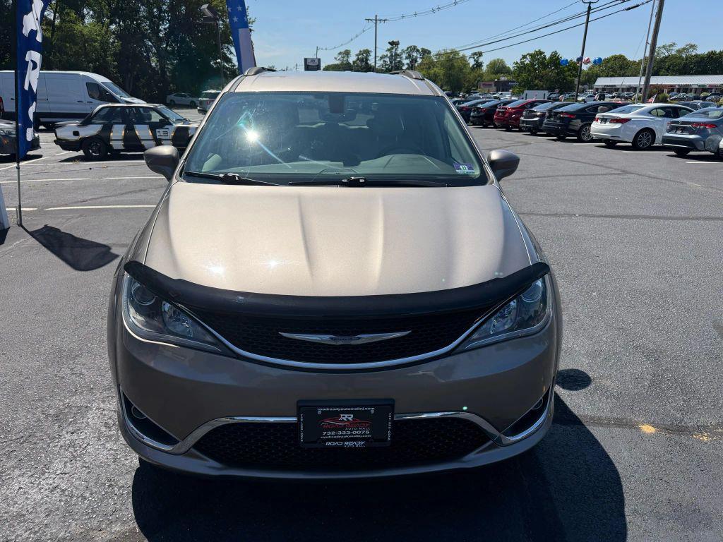 used 2017 Chrysler Pacifica car, priced at $15,495