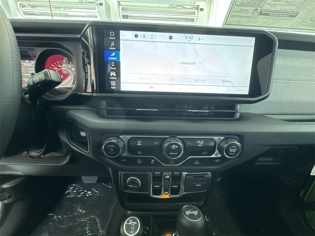 new 2025 Jeep Wrangler car, priced at $38,900